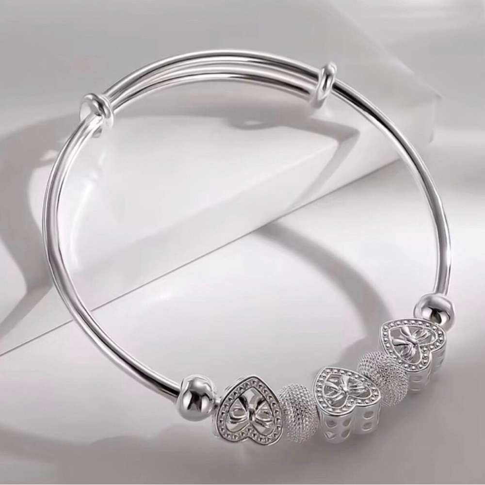 Sterling Silver Heart Charm Bangle Bracelet